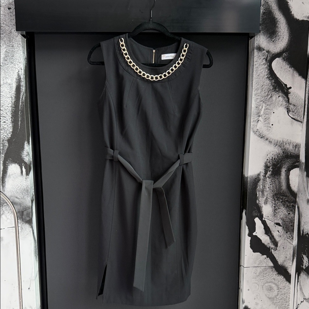 Calvin Klein Sz 8 Black Dress with Gold Chain Accent + Removable Belt